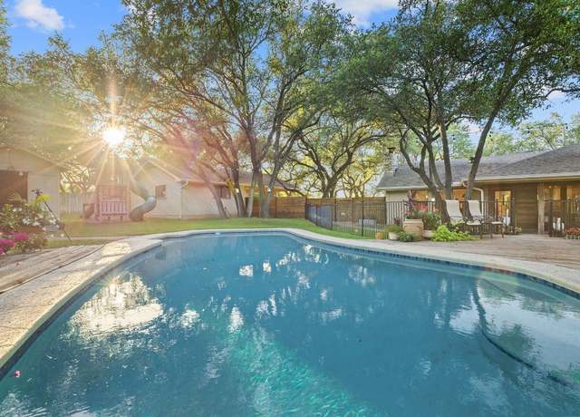 Property at 17 Country Dr, Round Rock, TX 78664, 4 beds, 2 baths