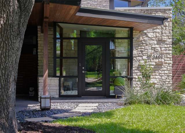 Property at 2401 Jarratt Ave, Austin, TX 78703, 4 beds, 3 baths