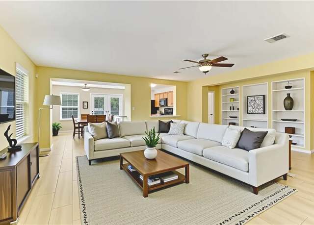 Property at 210 Deercreek Ln, Leander, TX 78641, 4 beds, 2 baths