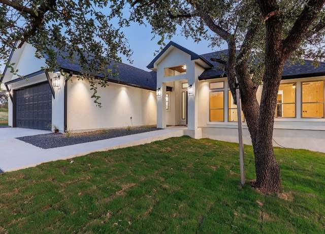 Property at 137 Granitecastle Dr, Granite Shoals, TX 78654, 3 beds, 2.5 baths