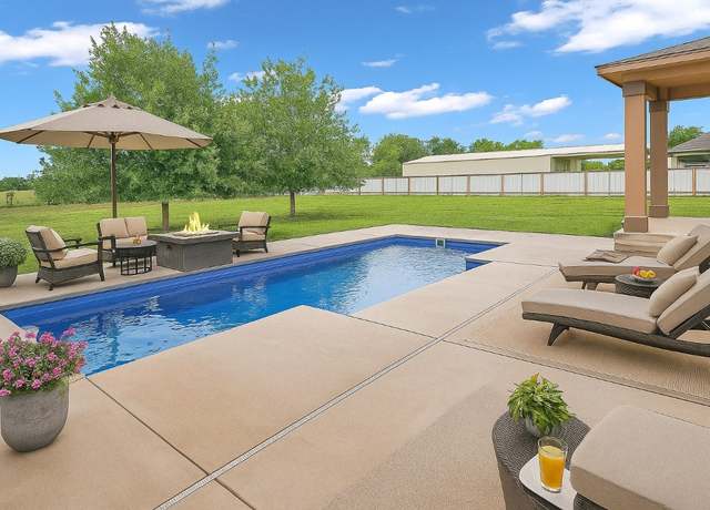 Property at 123 Brittany Ln, Bastrop, TX 78602, 5 beds, 2.5 baths