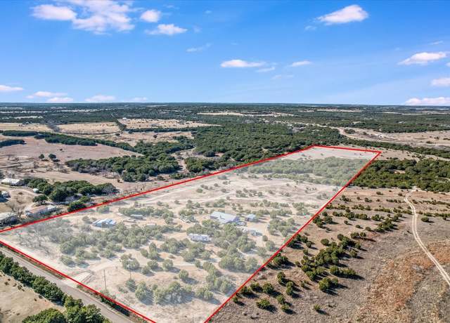 Property at 5450 County Road 202, Lampasas, TX 76550, 4 beds, 3 baths