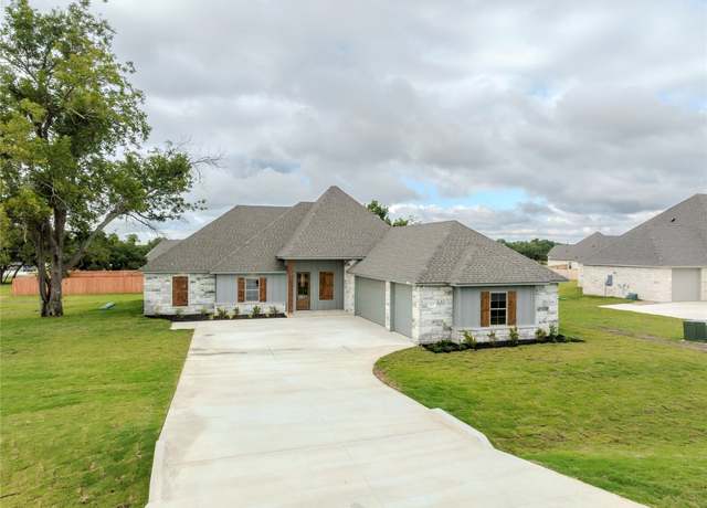 Property at 4037 Aerie St, Salado, TX 76571, 4 beds, 3 baths