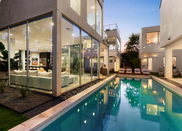Property at 1304 Bouldin Ave, Austin, TX 78704, 15 beds, 11.5 baths
