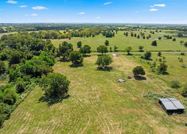 Property at 7807 SE Farm To Market Road 1624 Rd, Lexington, TX 78947