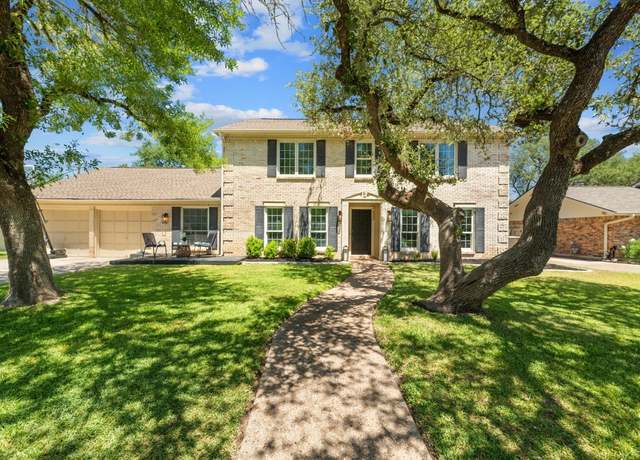 Property at 4300 Lostridge Dr, Austin, TX 78731, 5 beds, 3.5 baths