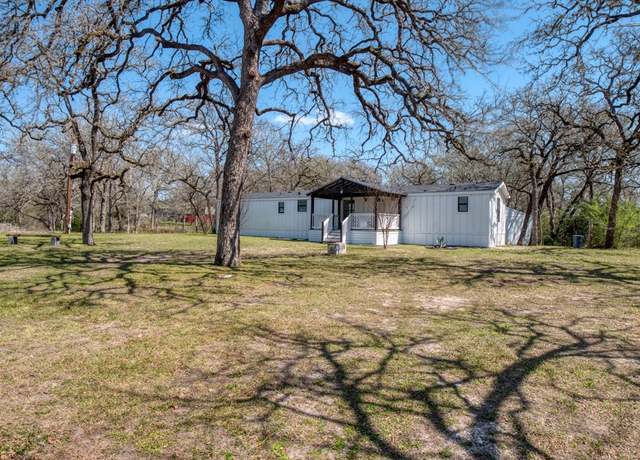 Property at 1605 Creek Side Cir, Caldwell, TX 77836, 3 beds, 2 baths