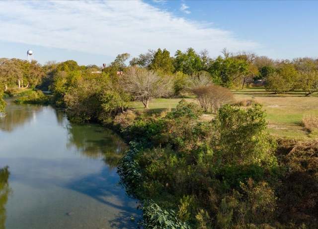 Property at 100 Arlene Ln, Martindale, TX 78655