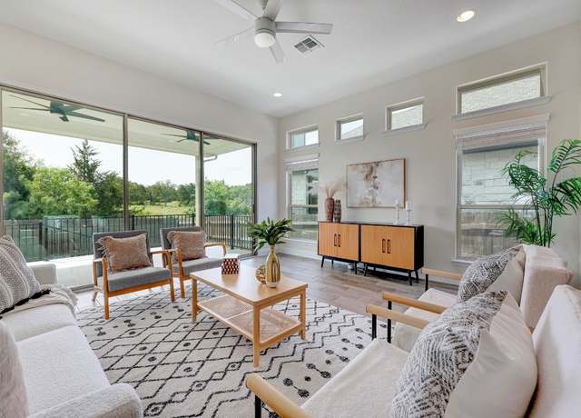 Property at 16905 Adoro Dr, Manor, TX 78653, 4 beds, 2 baths