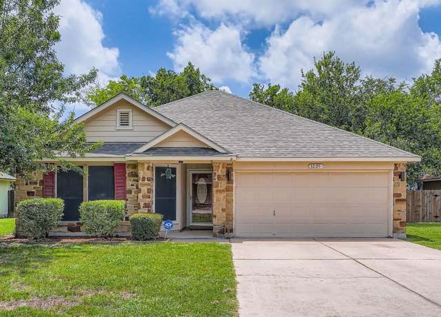 Property at 1229 Twin Cv, Kyle, TX 78640, 2 beds, 1 bath