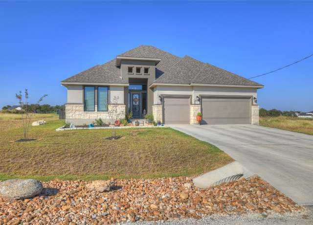 Property at 505 John Price St, Blanco, TX 78606, 4 beds, 3.5 baths