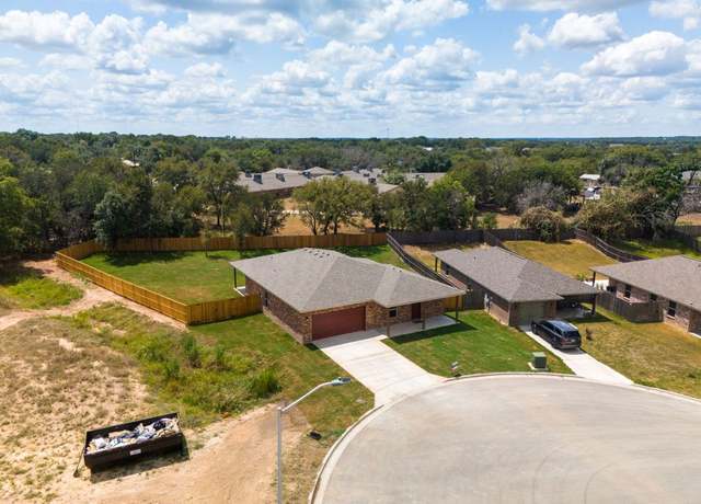 Property at 828 Elijah Ln, Lampasas, TX 76550, 4 beds, 2.5 baths