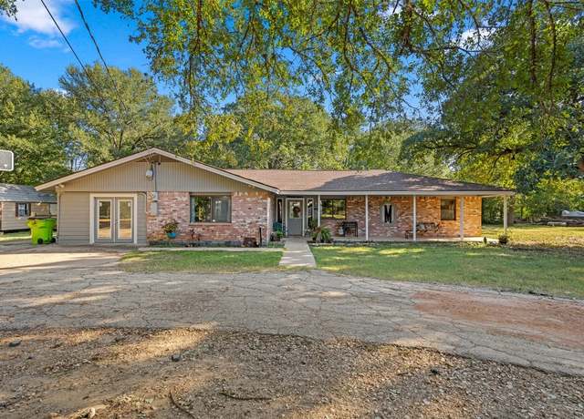 Property at 130 Green Acres Loop, Bastrop, TX 78602, 4 beds, 2 baths