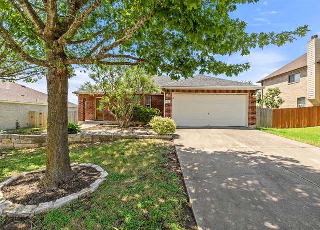 Property at 517 Castebar Dr, Round Rock, TX 78664, 3 beds, 2 baths