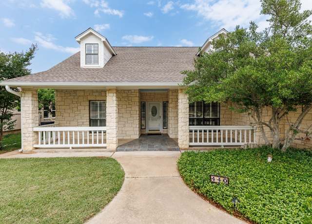 Property at 440 Saint Andrews St, Marble Falls, TX 78654, 4 beds, 2.5 baths