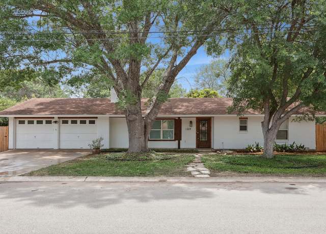 Property at 1334 Carnation Ln, New Braunfels, TX 78130, 2 beds, 2 baths