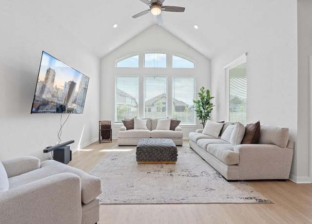 Property at 108 Cherry Sage Cv, Georgetown, TX 78628, 4 beds, 3 baths