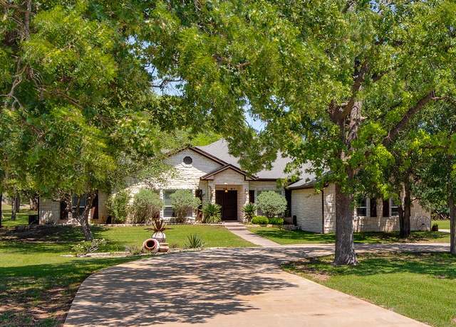 Property at 1448 Hidden Springs Dr, Salado, TX 76571, 4 beds, 3 baths