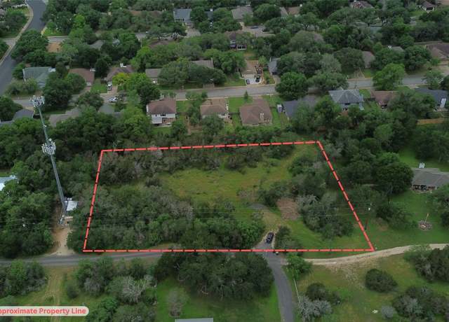 Property at 4119 Kellywood Dr, Austin, TX 78739