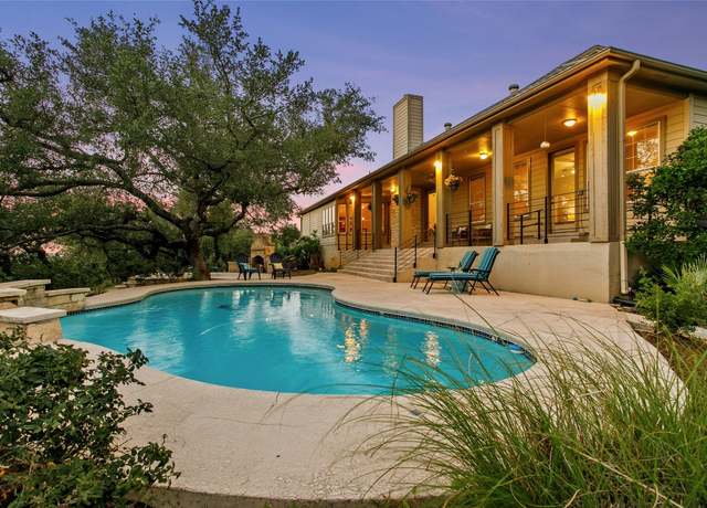 Property at 1026 Windmill Rd, Dripping Springs, TX 78620, 5 beds, 3 baths