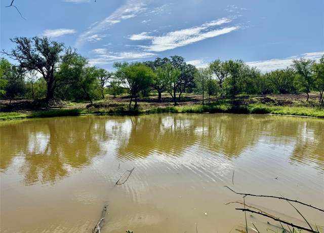 Property at 500 Cr 171, Nixon, TX 78140