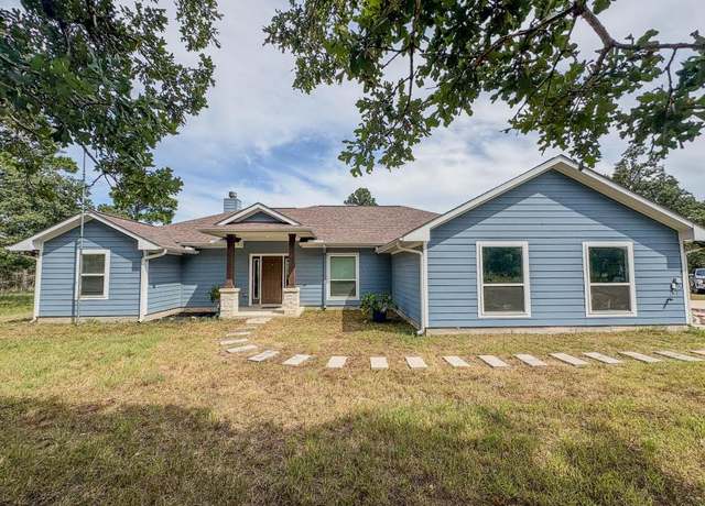 Property at 1145 Pr 2102, Giddings, TX 78942, 3 beds, 2.5 baths