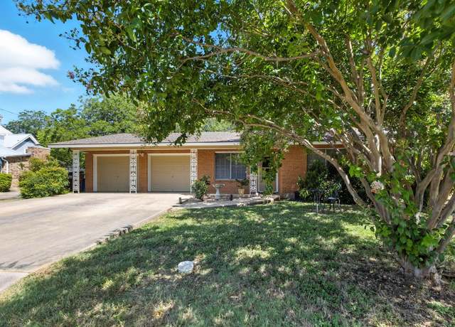 Property at 606 E Liberty Ave, Round Rock, TX 78664, 3 beds, 2 baths