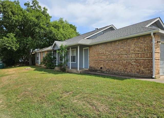 Property at 819 Lexington Rd, Elgin, TX 78621, 4 beds, 4 baths