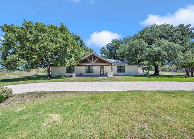 Property at 432 Painted Horse Trl, Burnet, TX 78611, 4 beds, 3 baths