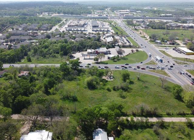 Property at 1804 Chestnut St, Bastrop, TX 78602