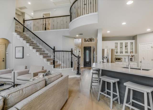 Property at 5724 Medicine Creek Dr, Austin, TX 78735, 4 beds, 3 baths