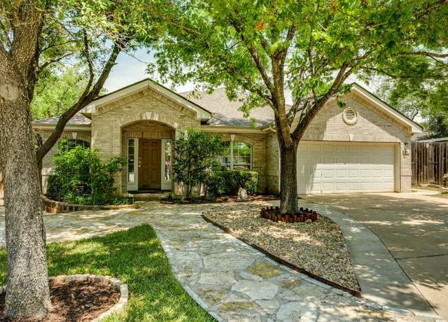 Property at 2601 Cascade Falls Dr, Austin, TX 78738, 3 beds, 2 baths