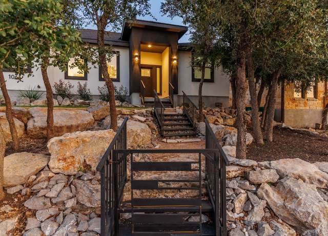 Property at 106 Primrose Ln, Marble Falls, TX 78654, 3 beds, 2 baths