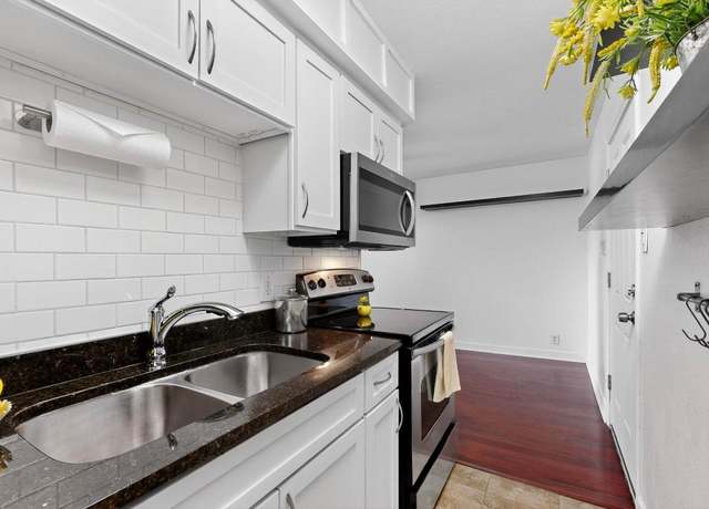 Property at 2020 S Congress Ave #1320, Austin, TX 78704, 1 bed, 1 bath