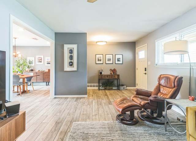 Property at 2101 Cimarron Trl, Austin, TX 78745, 3 beds, 2 baths