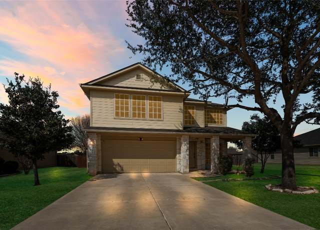 Property at 243 Creekview Way, New Braunfels, TX 78130, 4 beds, 2.5 baths
