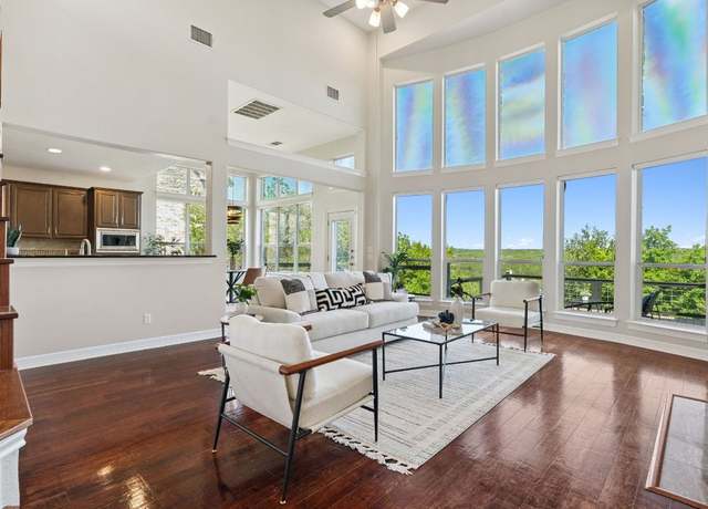 Property at 7204 Covered Bridge Dr, Austin, TX 78736, 4 beds, 3.5 baths