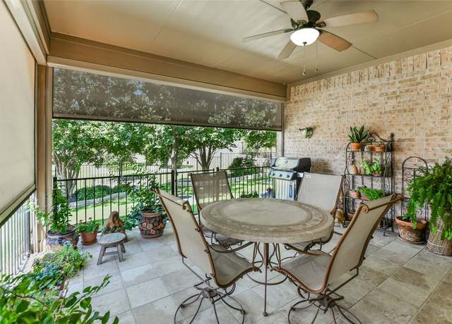 Property at 204 Harvey Point Ln, Georgetown, TX 78633, 3 beds, 2 baths