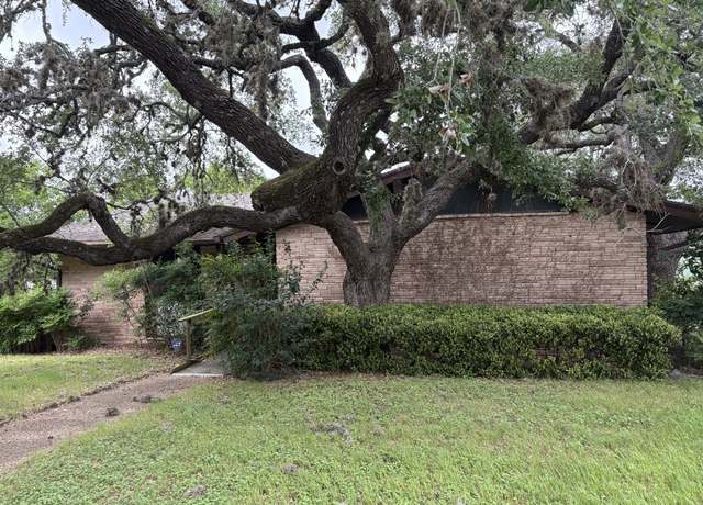 Property at 502 Sarah Jo Ln, La Grange, TX 78945, 3 beds, 2.5 baths