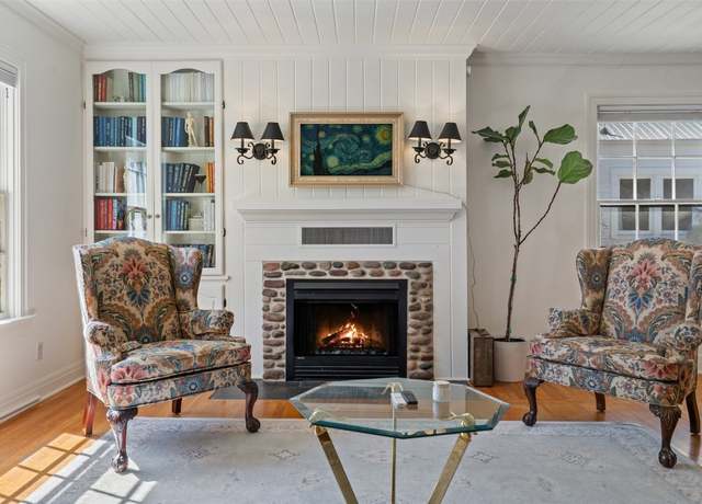 Property at 5902 Coventry Lane Ln, Austin, TX 78723, 3 beds, 2 baths