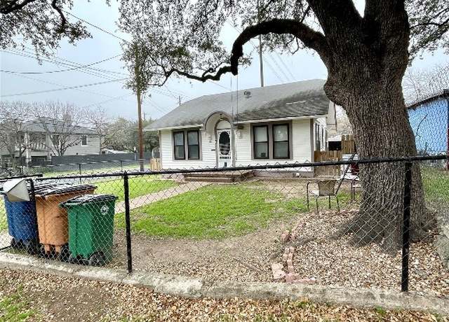 Property at 916 W Live Oak St, Austin, TX 78704, 2 beds, 1 bath