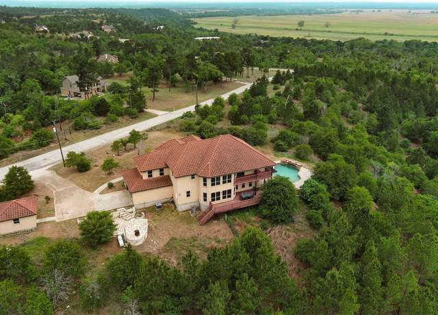 Property at 134 River Forest Dr, Bastrop, TX 78602, 5 beds, 3 baths
