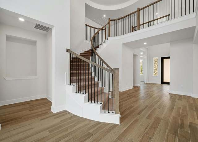 Property at 17708 Absinthe Dr, Austin, TX 78738, 5 beds, 4.5 baths