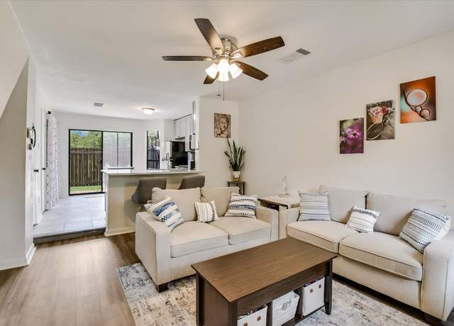 Property at 11901 Swearingen Dr #4, Austin, TX 78758, 2 beds, 1.5 baths