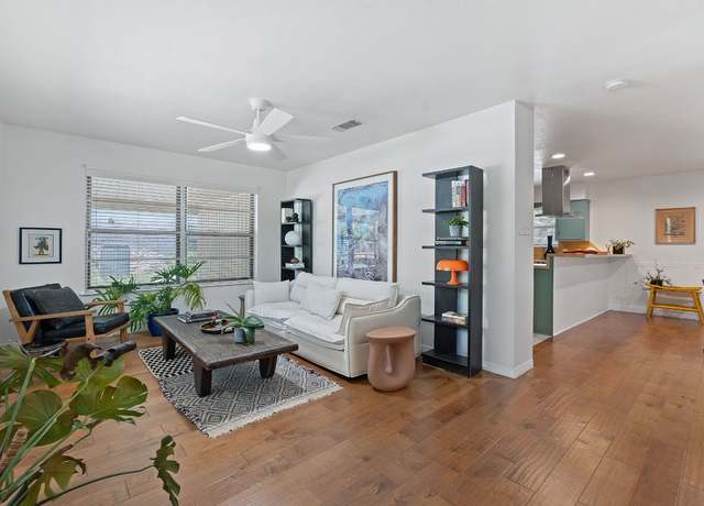 Property at 3212 Bruce Dr, Austin, TX 78735, 3 beds, 2 baths