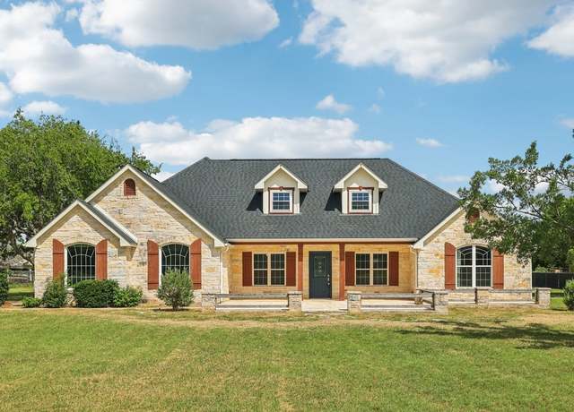 Property at 105 Kyle Ln, Georgetown, TX 78628, 4 beds, 3 baths