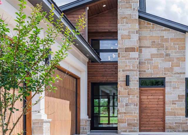 Property at 125 Azalea Loop, Horseshoe Bay, TX 78657, 3 beds, 3 baths