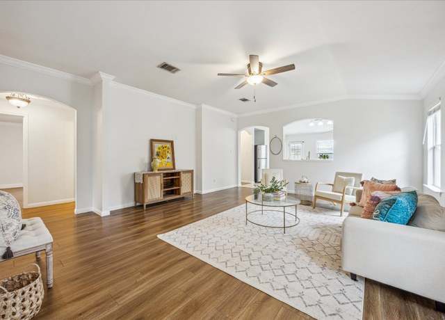 Property at 104 Lucky Clover Ln, Hutto, TX 78634, 3 beds, 2 baths