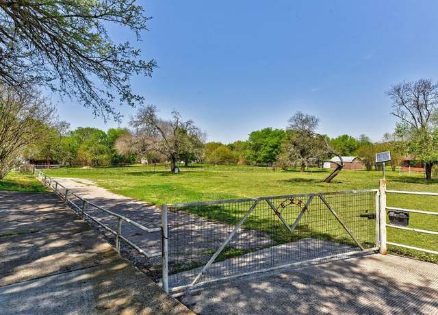 Property at 20 Pillow Rd, Sunset Valley, TX 78745, 3 beds, 2 baths