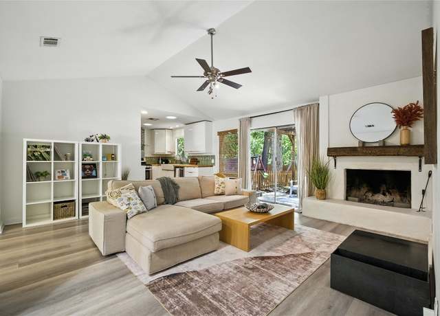 Property at 5430 Salem Walk Dr, Austin, TX 78745, 3 beds, 2 baths